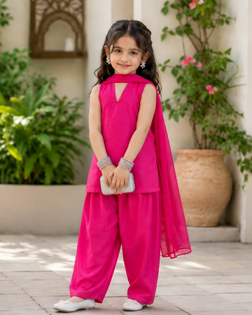 Girls Sleeveless Ethnic Kurta Farsi Salwar Set
